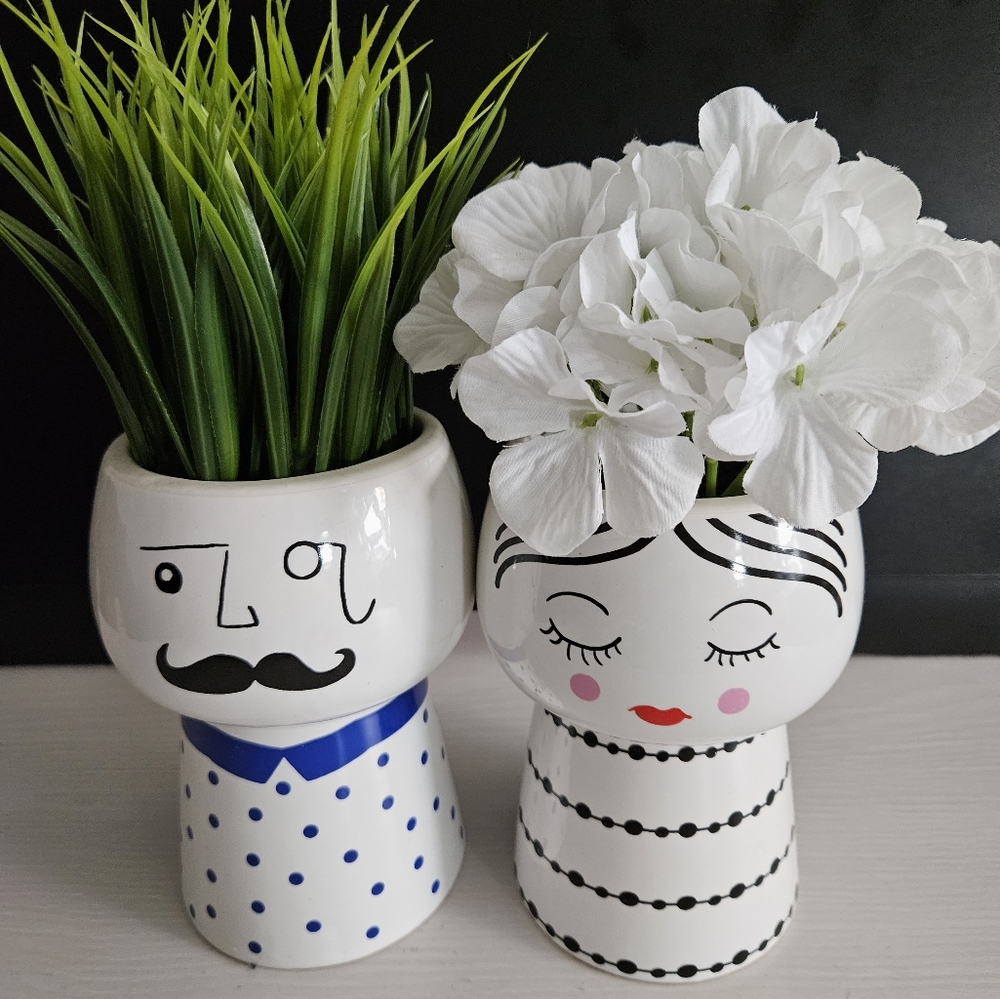 Darling Planter Couple